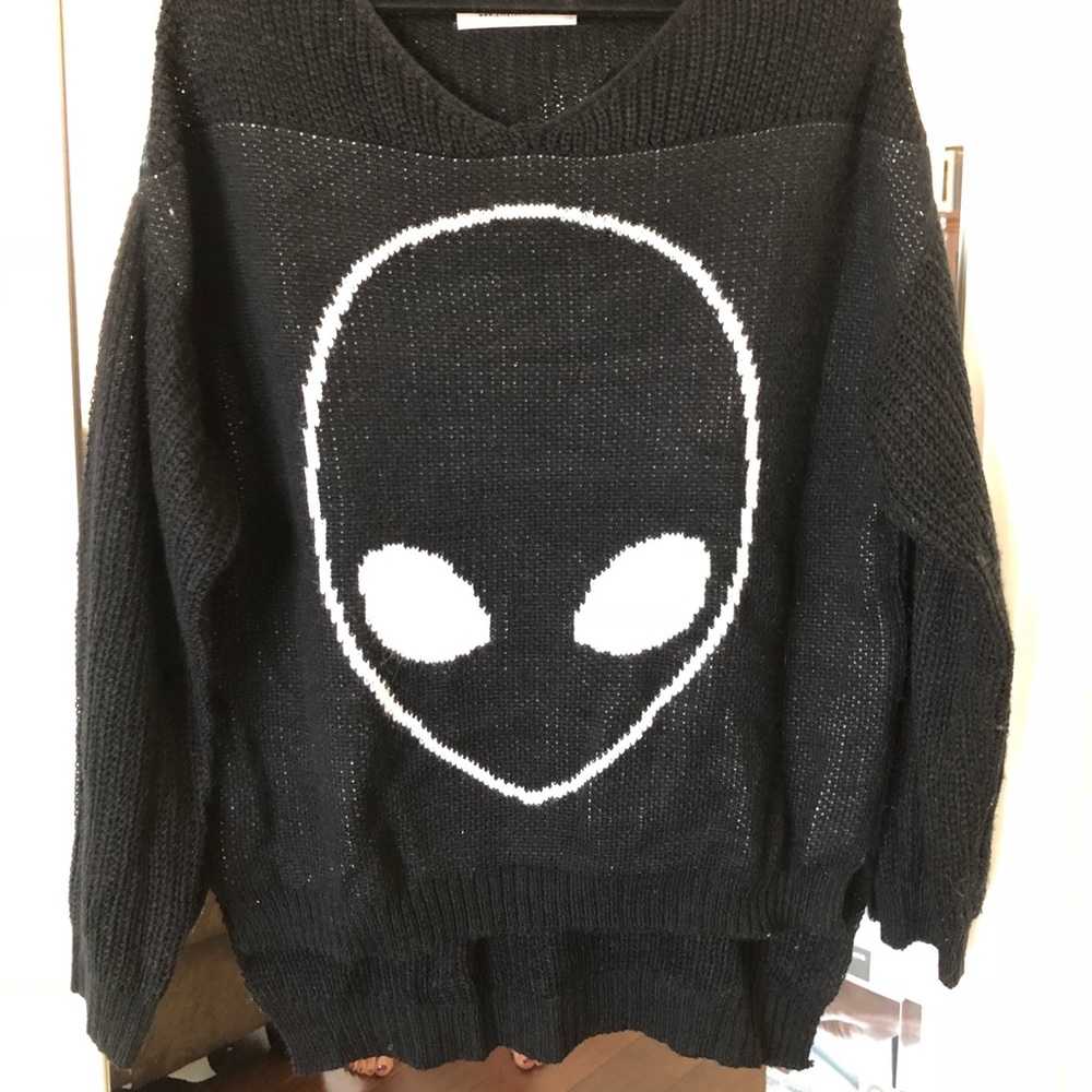 Oversized black alien sweater